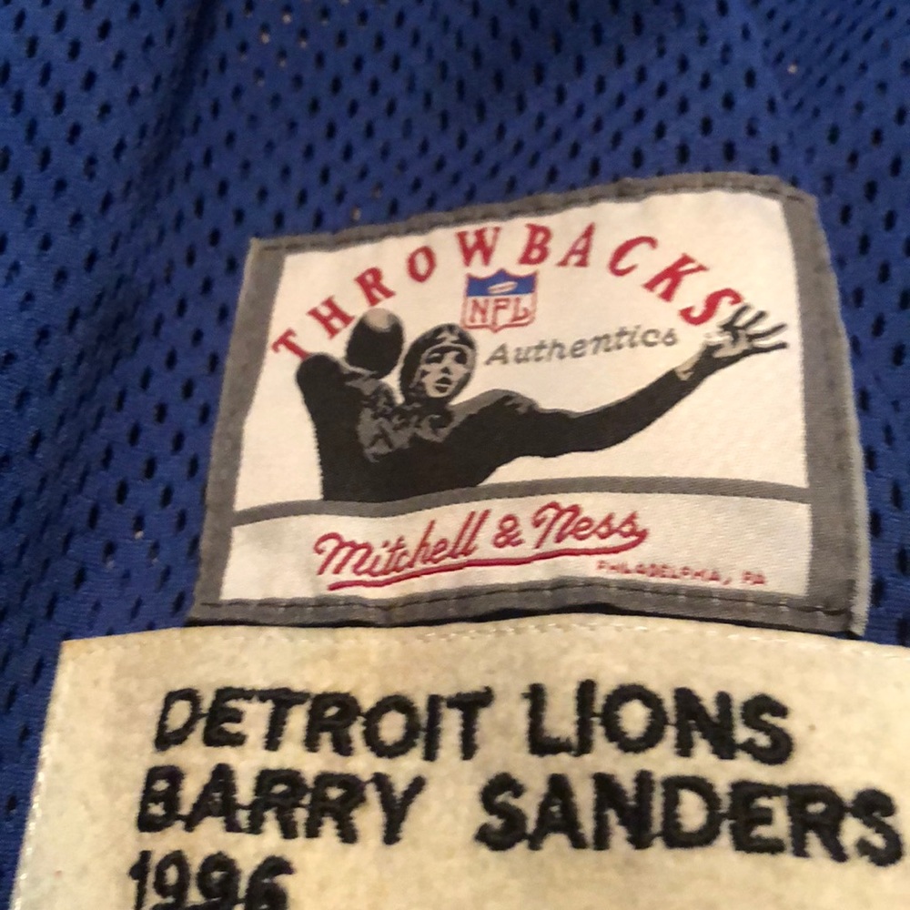 Barry sanders throwback  jersey